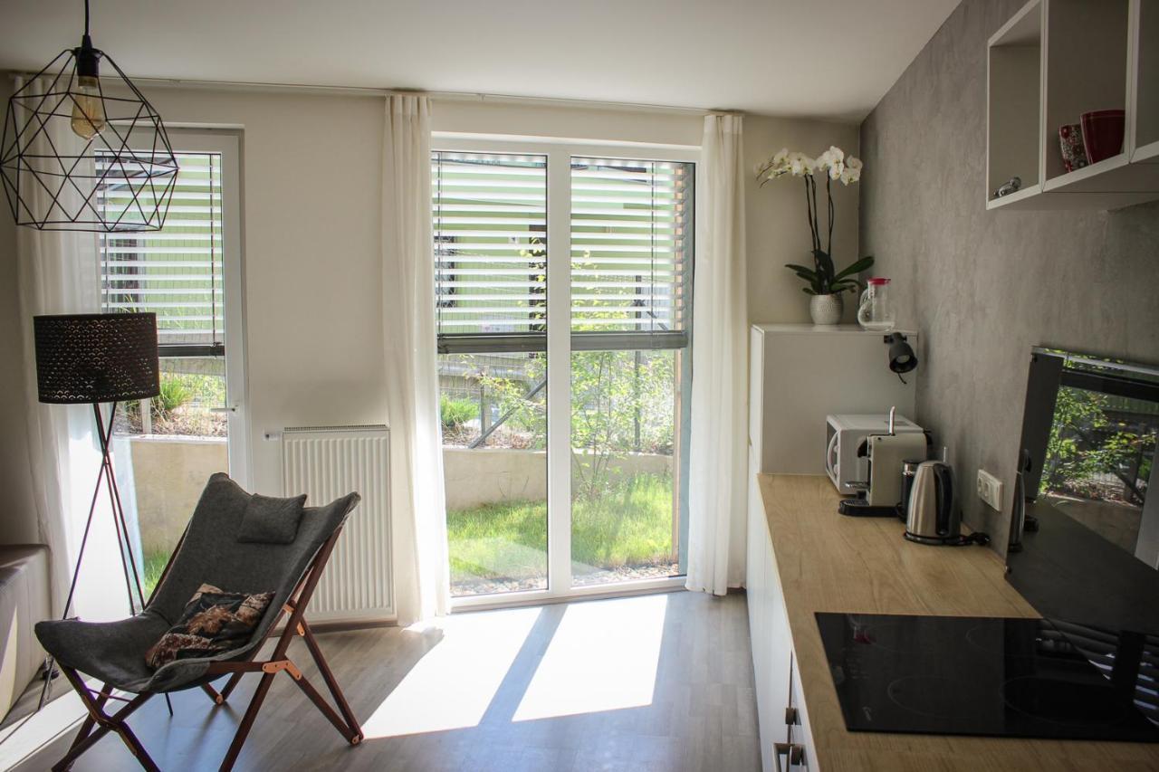Jezerni Apartman S Terasou A Saunou V Lakepark Residence 多克西 外观 照片