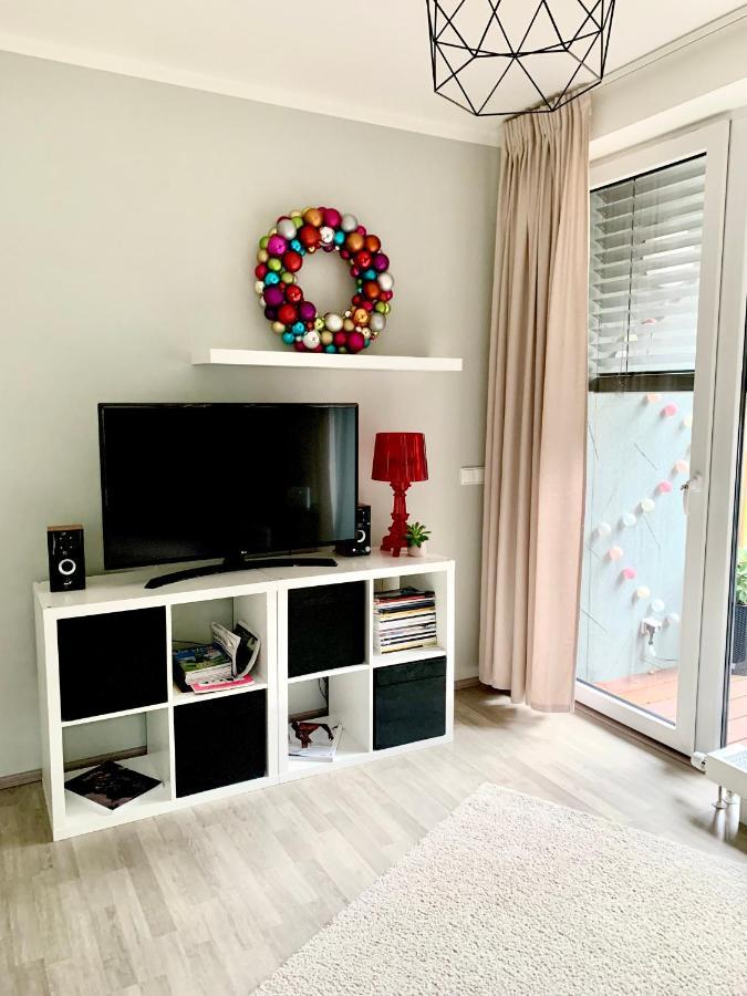 Jezerni Apartman S Terasou A Saunou V Lakepark Residence 多克西 外观 照片