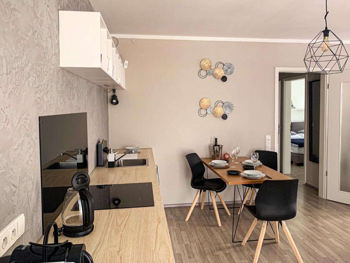 Jezerni Apartman S Terasou A Saunou V Lakepark Residence 多克西 外观 照片