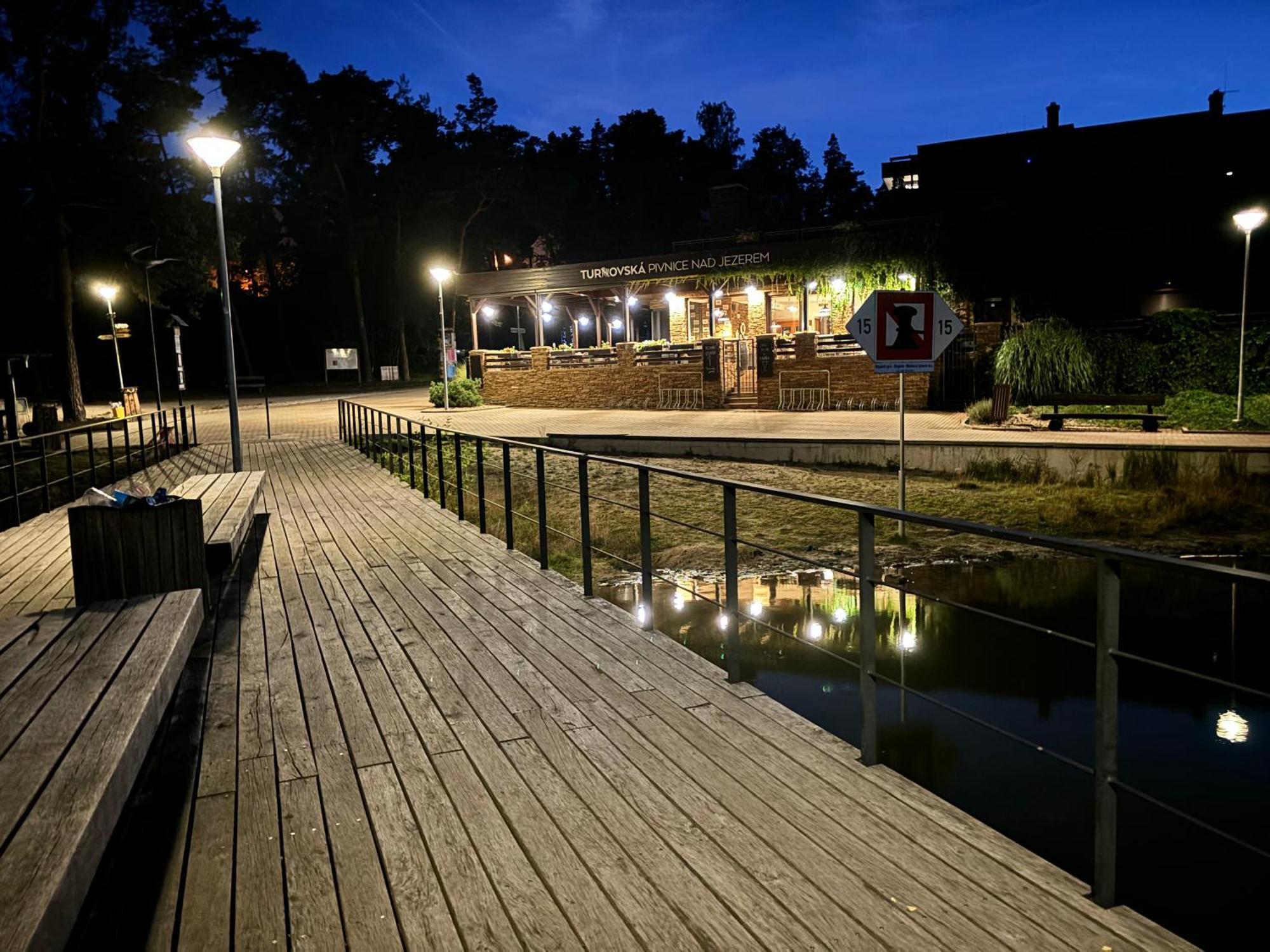 Jezerni Apartman S Terasou A Saunou V Lakepark Residence 多克西 外观 照片